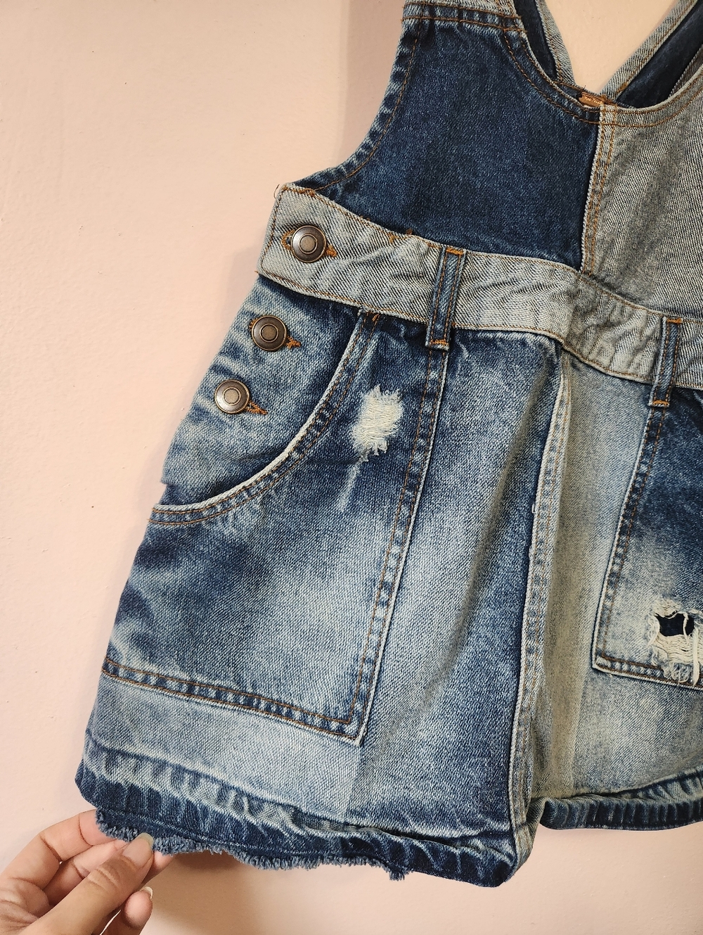 Free People Patchwork Blues Denim Pinafore Dress Skirtall Jumper 0 EUC Boho - Picture 3 of 11